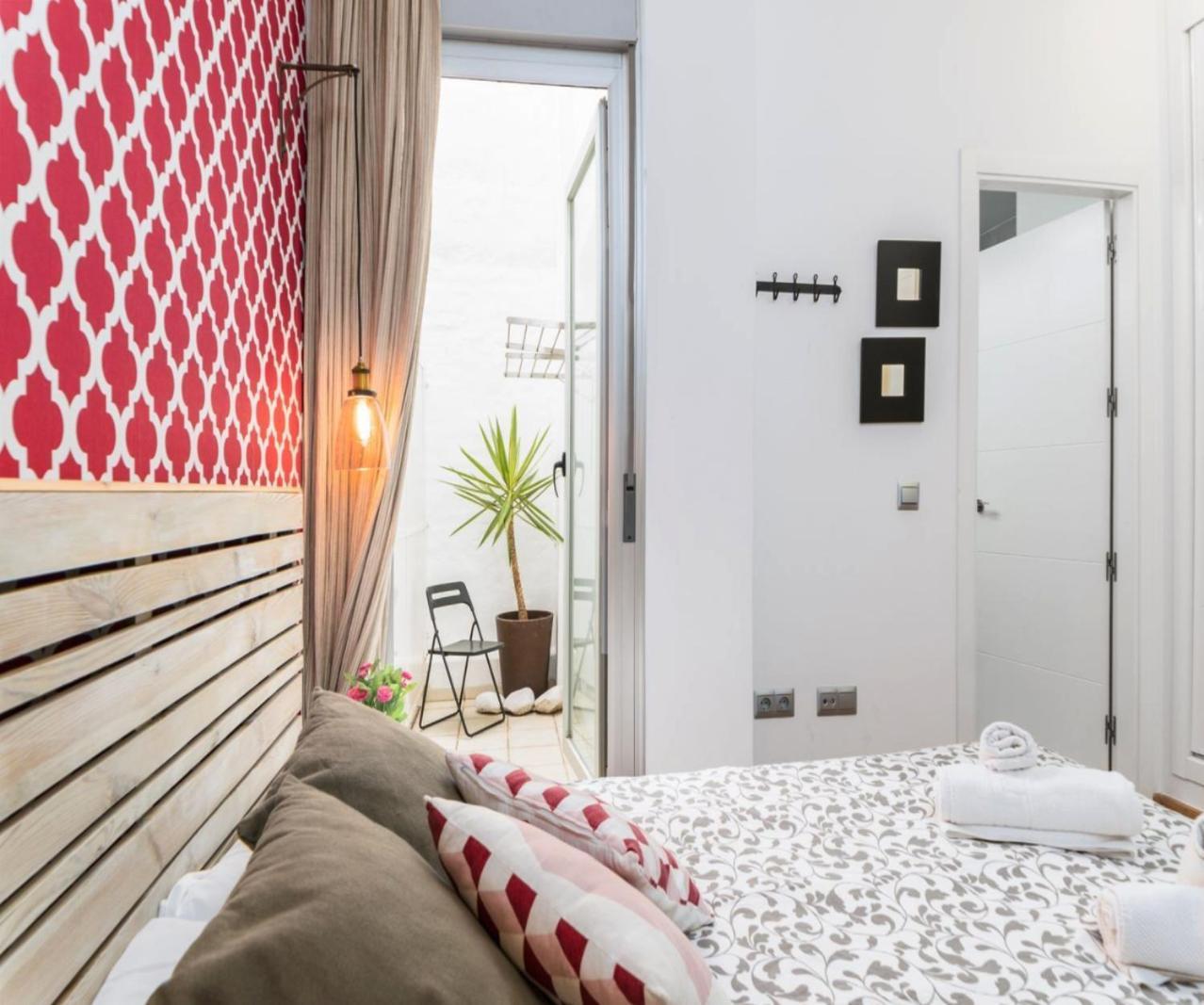 Trinidad Con Parking By Dossan Apartment Малага Екстериор снимка
